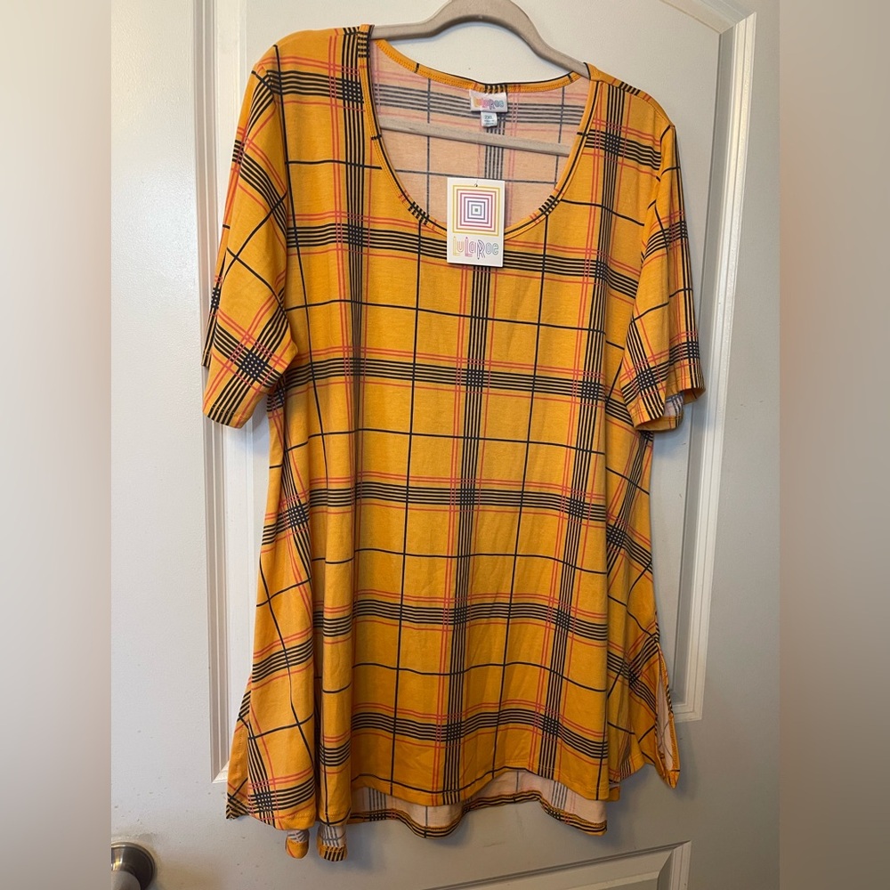 LuLaRoe Flare Swing “Perfect Tee”